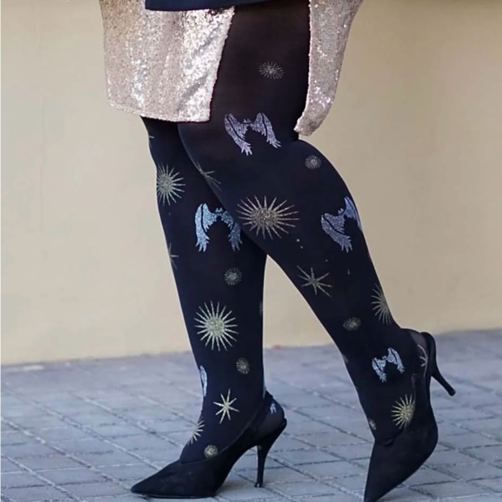 Snag Tights- Robbie